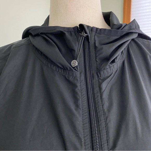 Gaiam black lightweight Zippered Front Windbreaker/Rain Jacket - Picture 5 of 7